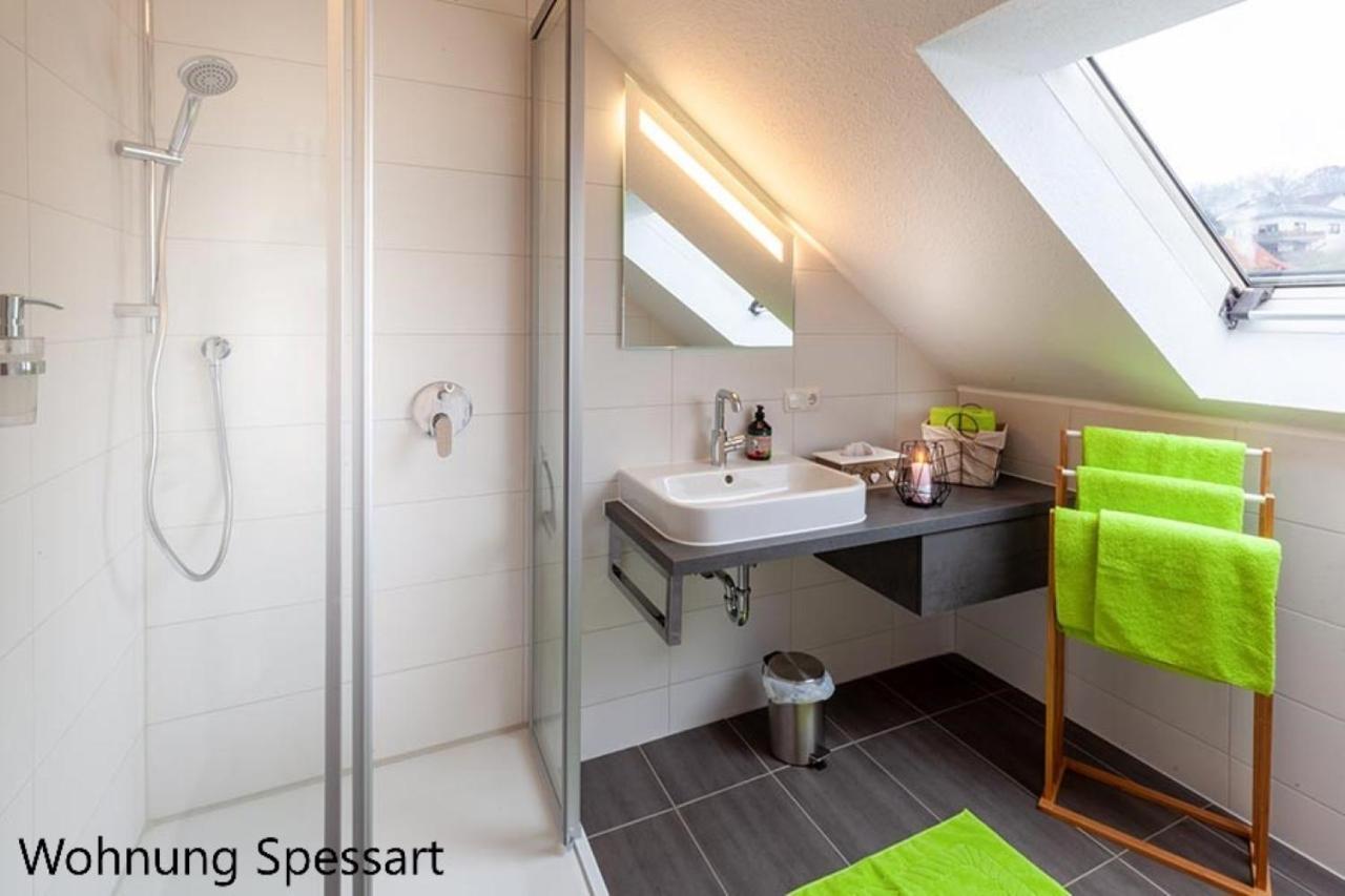 Gaestehaus Zur Quelle Wächtersbach 外观 照片
