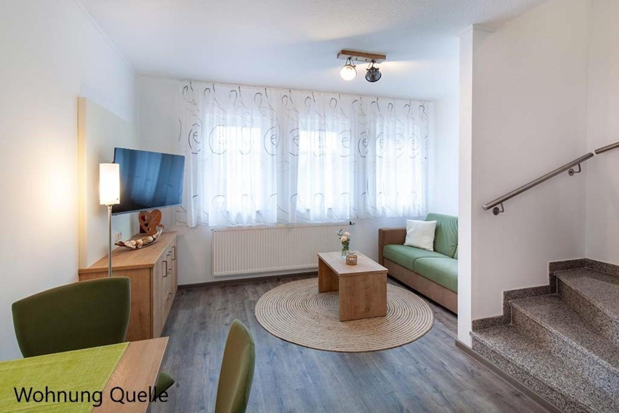 Gaestehaus Zur Quelle Wächtersbach 外观 照片
